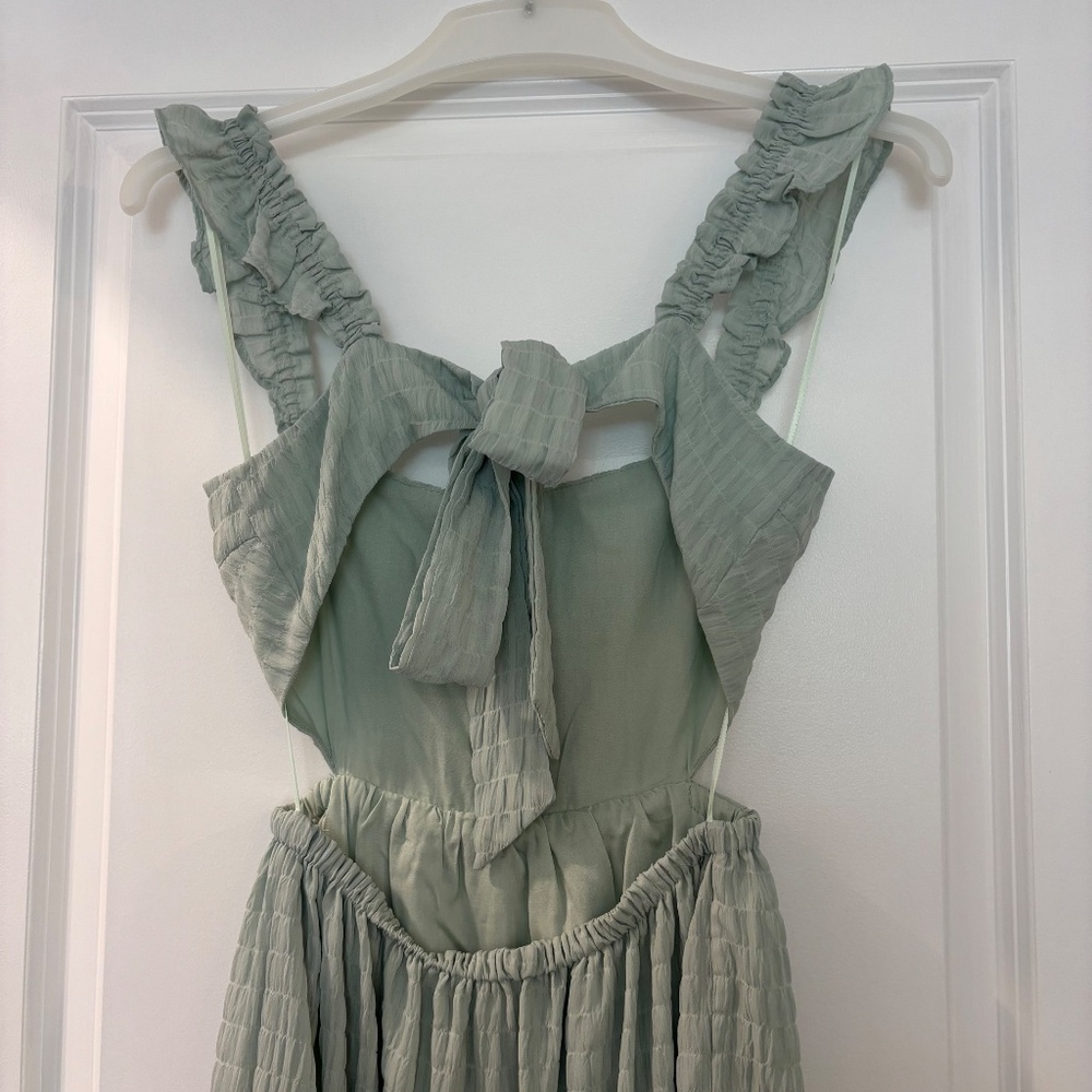 NWT Lush Dreamiest Darling Mint Smocked Tie-Back Tiered Midi Dress - Picture 9 of 12
